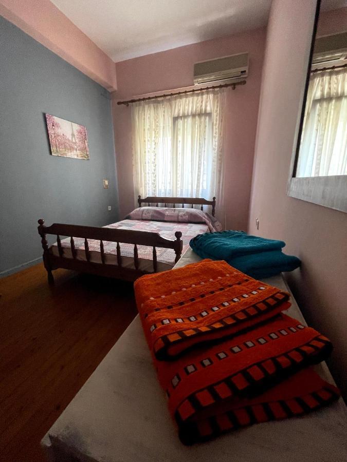 Marina'S Spacious Family Apartment Kavala Exterior photo